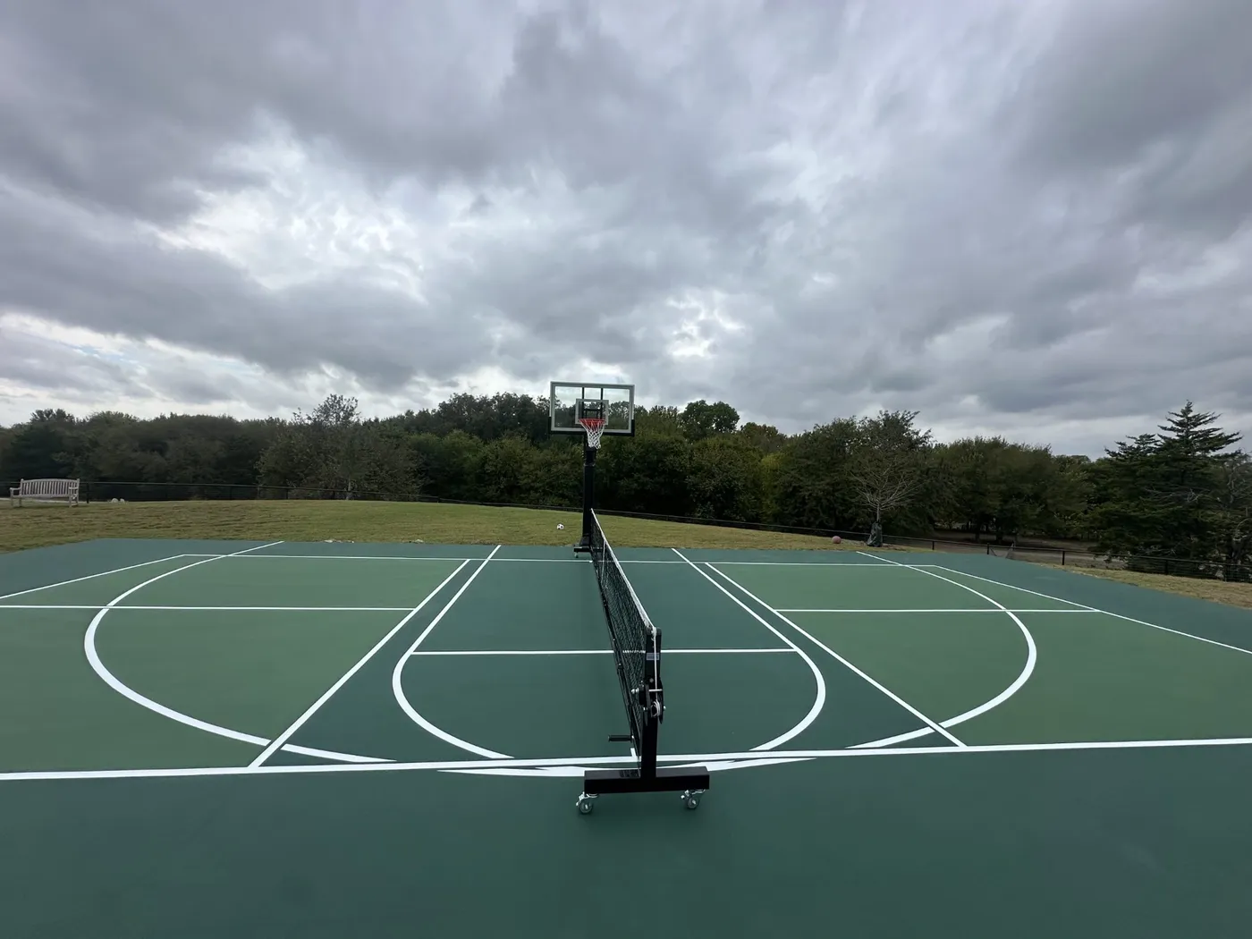 Green dual-sport court installation, Dallas